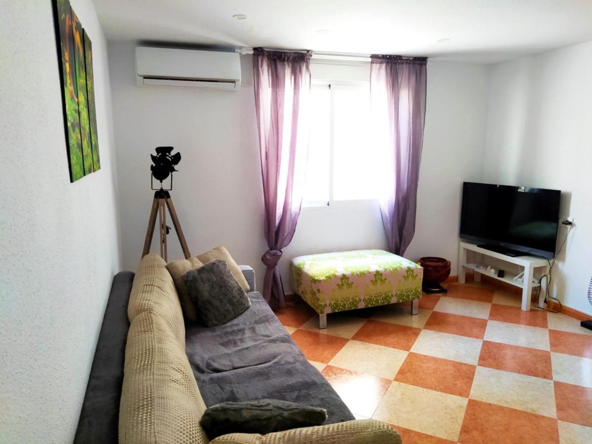 Movie Stars Apartment, 甘迪亚 外观 照片