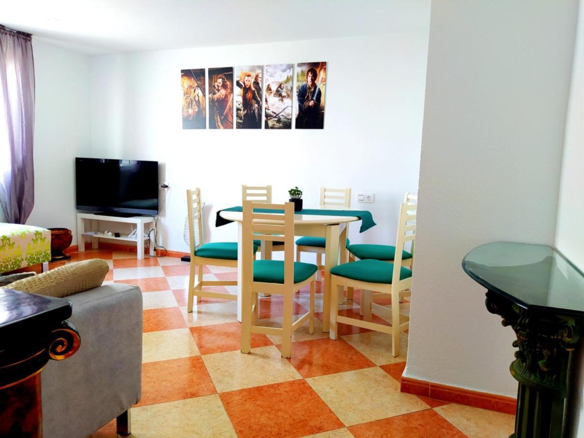 Movie Stars Apartment, 甘迪亚 外观 照片