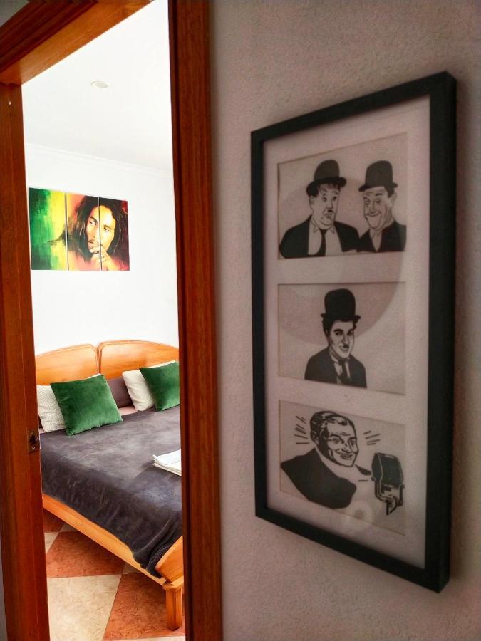 Movie Stars Apartment, 甘迪亚 外观 照片